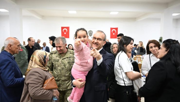 2. Ordu Komutanlığı Şehit Aileleri ve Gazilere İftar Programı Düzenlendi