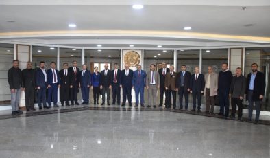 Sadıkoğlu, Ticari Faizlerinde İndirilmesini İstedi!
