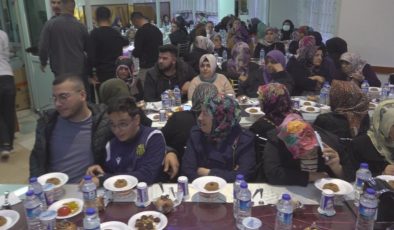 Yetimler Kervanı Derneği, Geleneksel İftar Yemeğine Yoğun İlgi