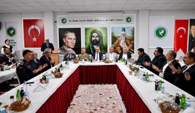 Malatya’da Birlik ve Beraberliğin Fotoğrafı Zeynal Abidin Vakfı Cemevinde Çekildi!