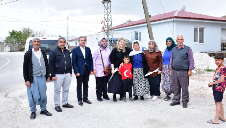 Ölmeztoprak, vatandaşın sorunlarını dinledi