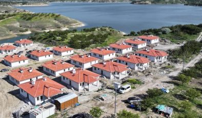 Yazıhan’da İnşa Edilen Köy Evleri, Villa’dan Farksız!